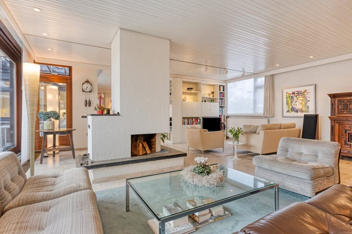 Foto 13 van Reisdorfweg 1