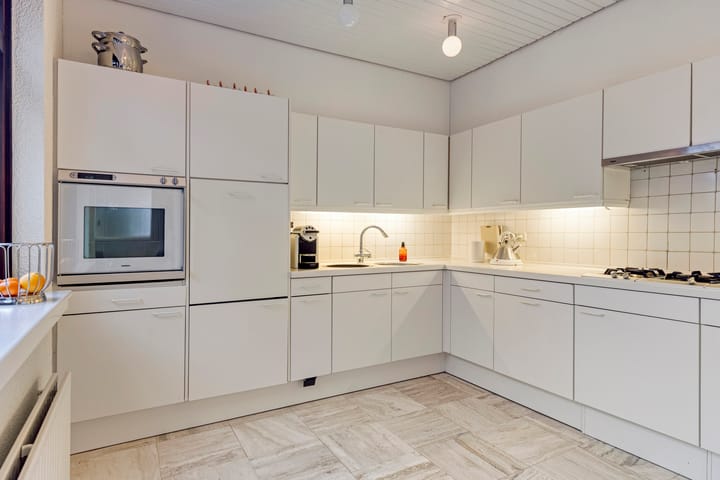 Foto 17 van Reisdorfweg 1