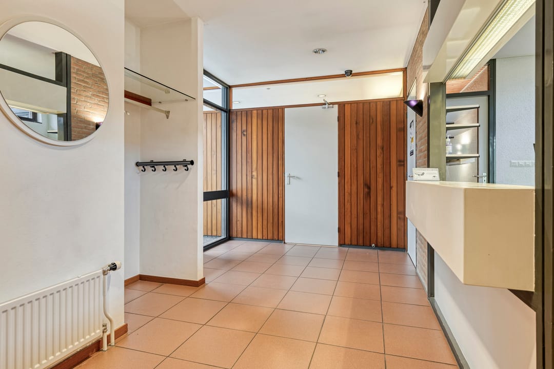 Foto 38 van Reisdorfweg 1