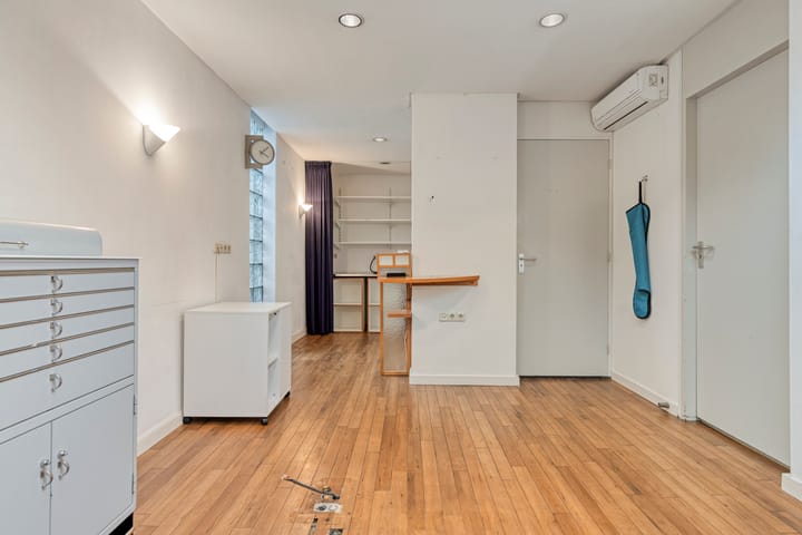 Foto 48 van Reisdorfweg 1