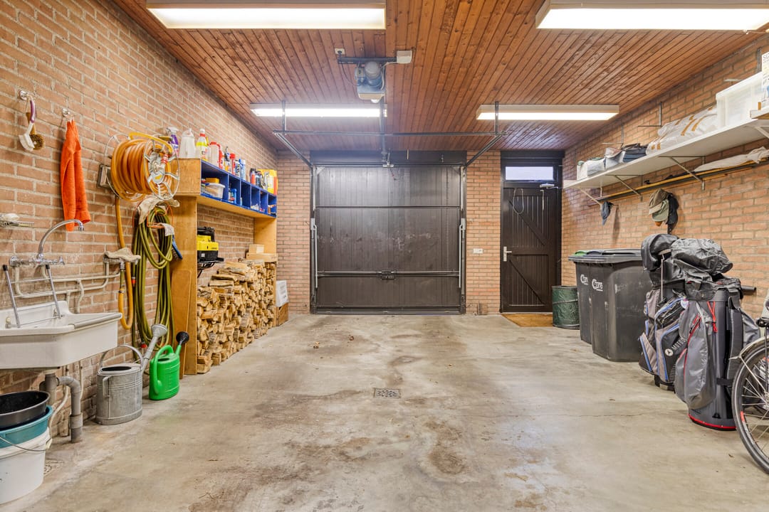 Foto 58 van Reisdorfweg 1