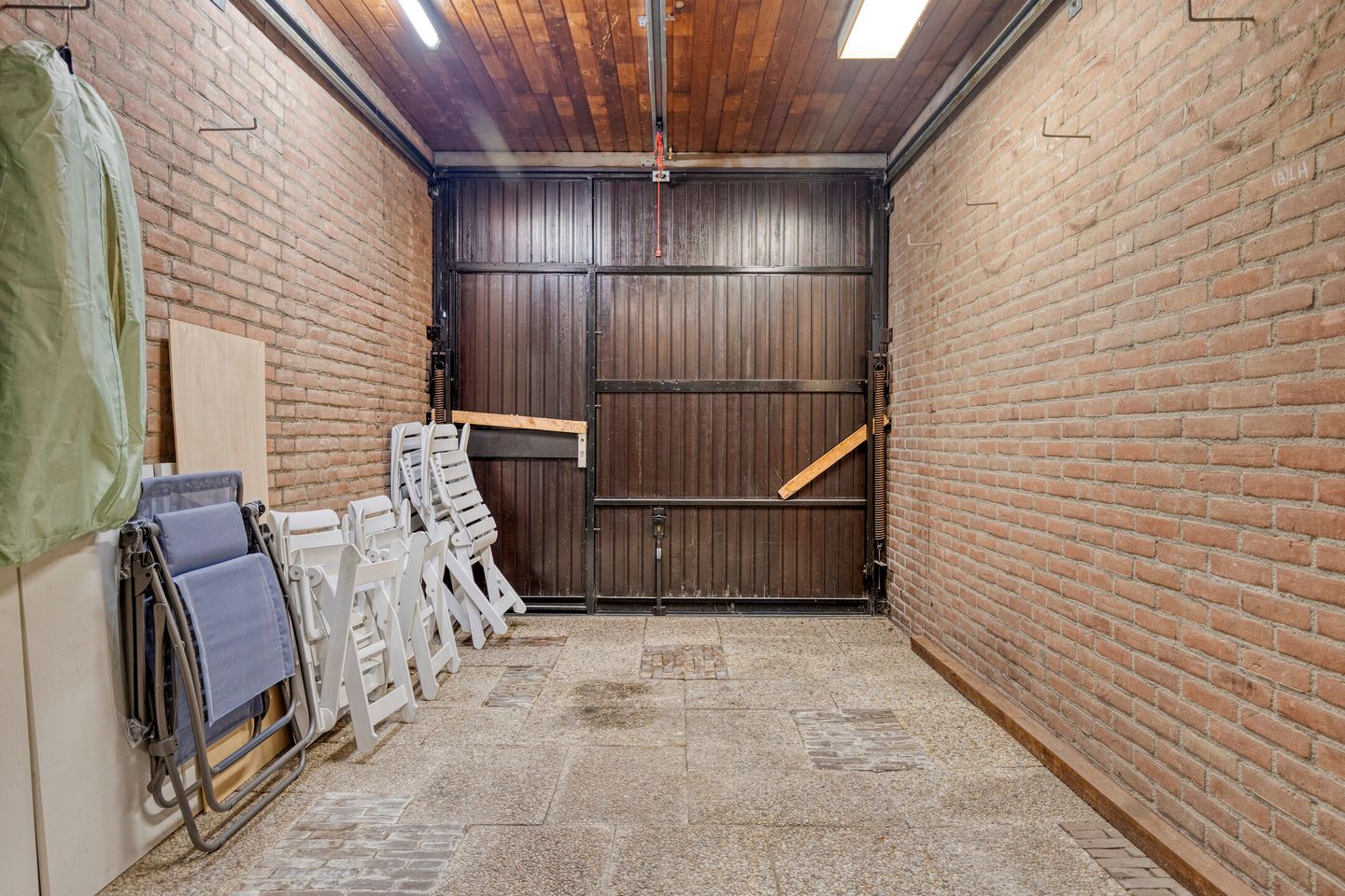 Foto 59 van Reisdorfweg 1