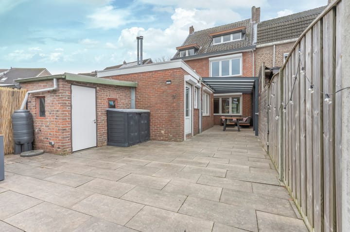 Photo 26 of Ursulastraat 61