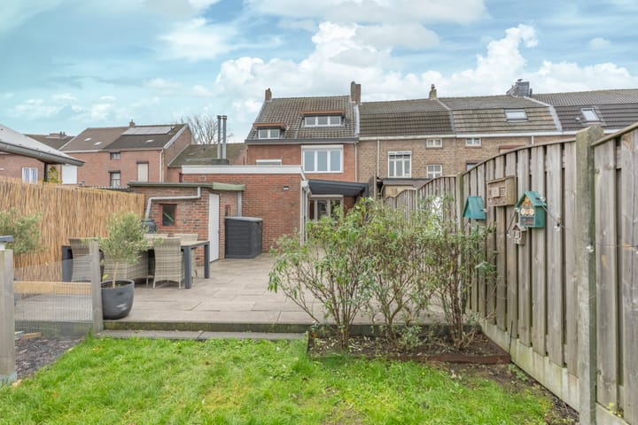 Photo 27 of Ursulastraat 61