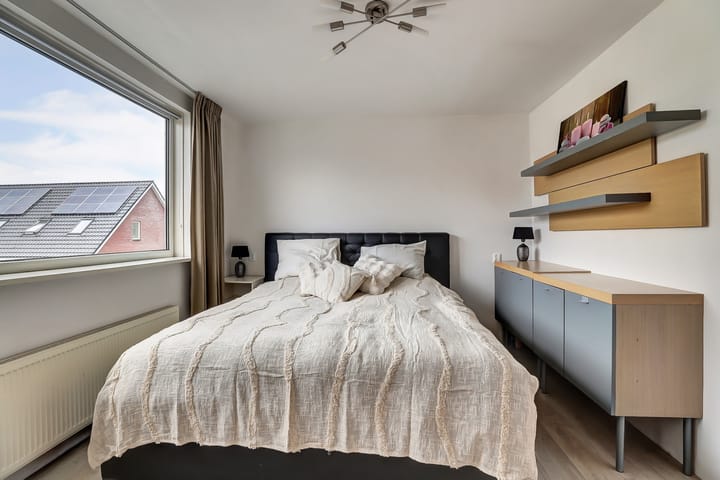 Photo 21 of La Reinelaan 12