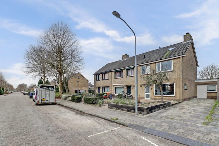 Photo 32 of La Reinelaan 12