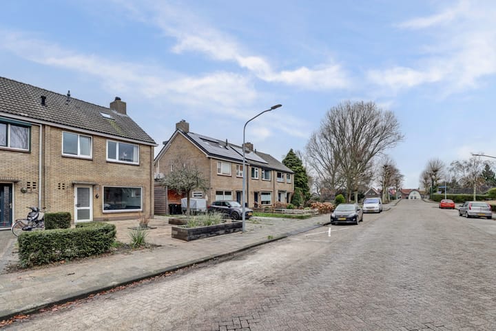 Photo 33 of La Reinelaan 12