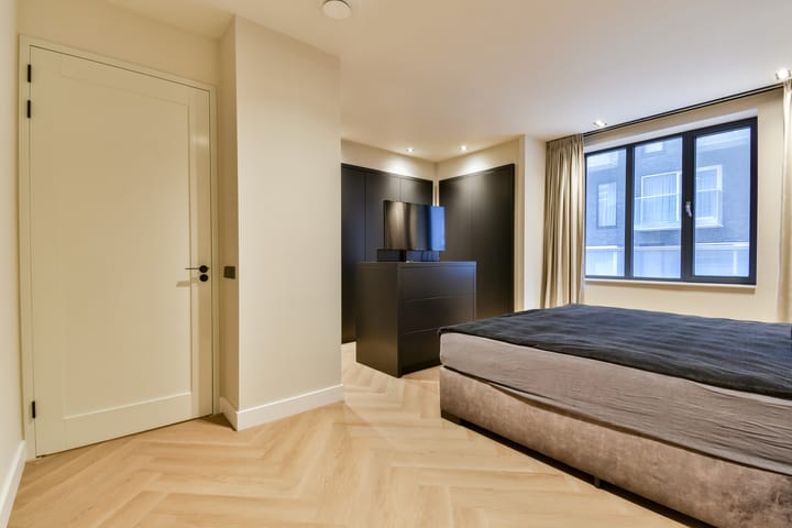 Foto 25 van Gustav Mahlerlaan 529-D