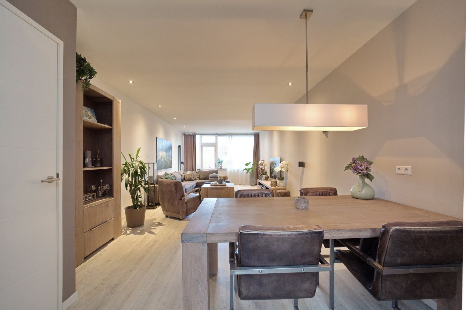 Photo 3 of Delftsestraatweg 198