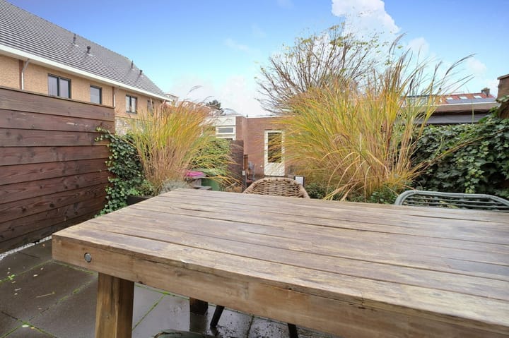 Foto 23 van Delftsestraatweg 198