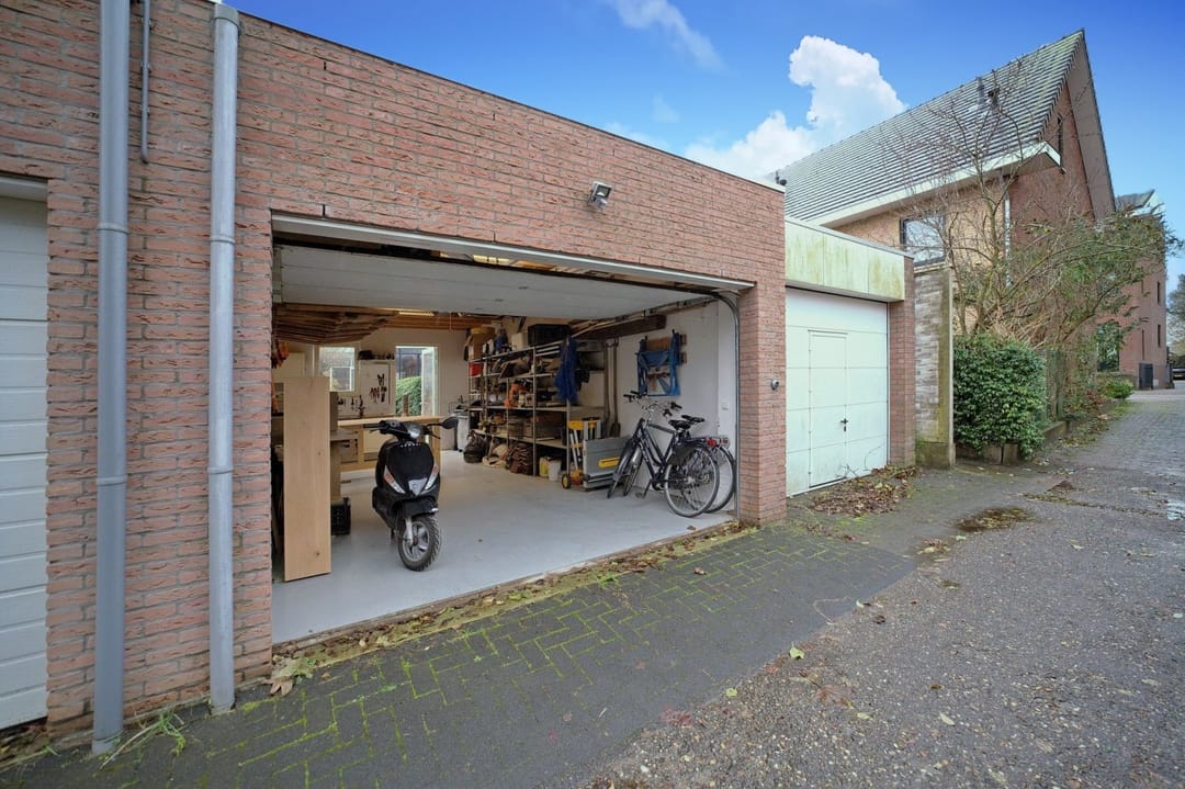 Photo 26 of Delftsestraatweg 198