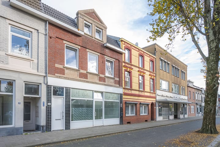 Photo 21 of Akerstraat 84