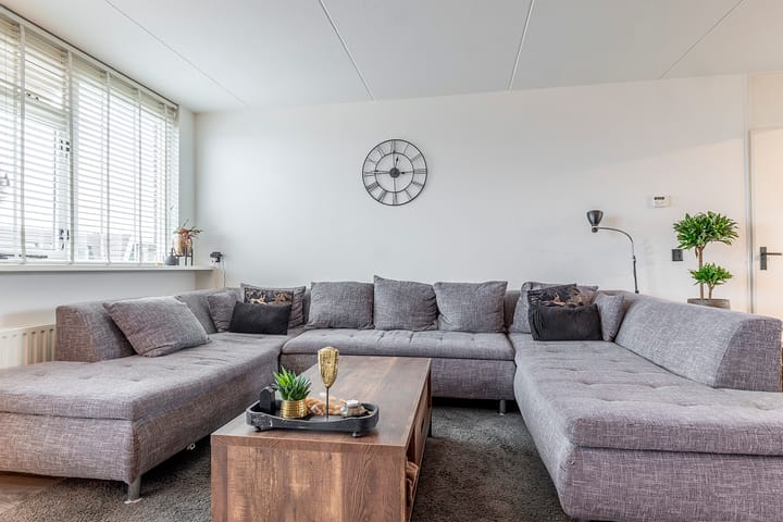 Foto 5 van Trijntje Kemp-Haanstraat 17