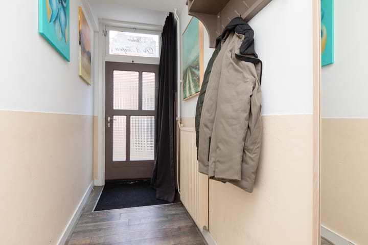 Photo 18 of Hoogstraat 37