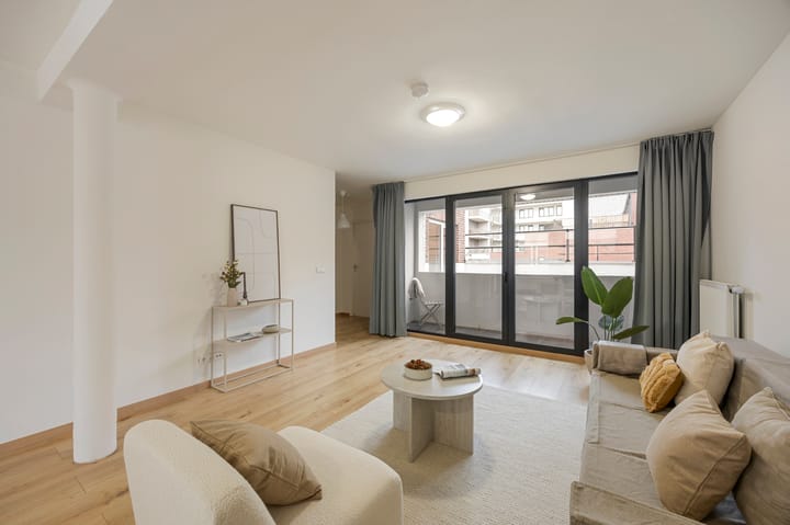 Photo 4 of Schinkelstraat 27