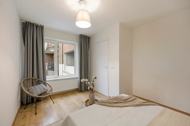 Photo 13 of Schinkelstraat 27