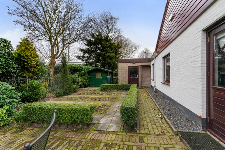 Photo 34 of Burgemeester Mallenslaan 17