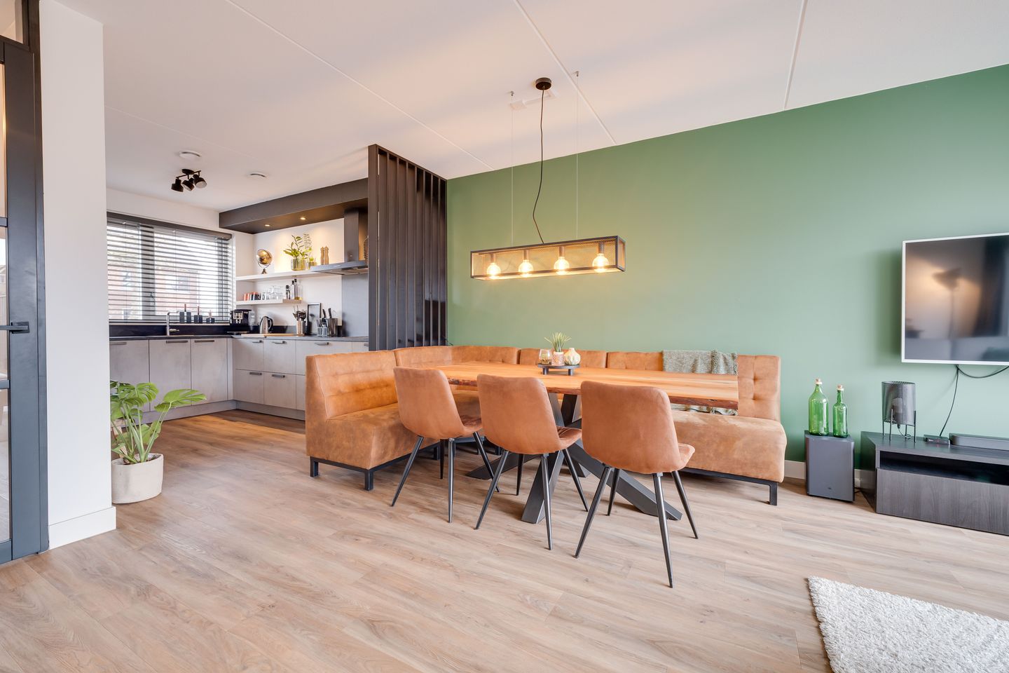 Foto 10 van Fluitenkruid 6