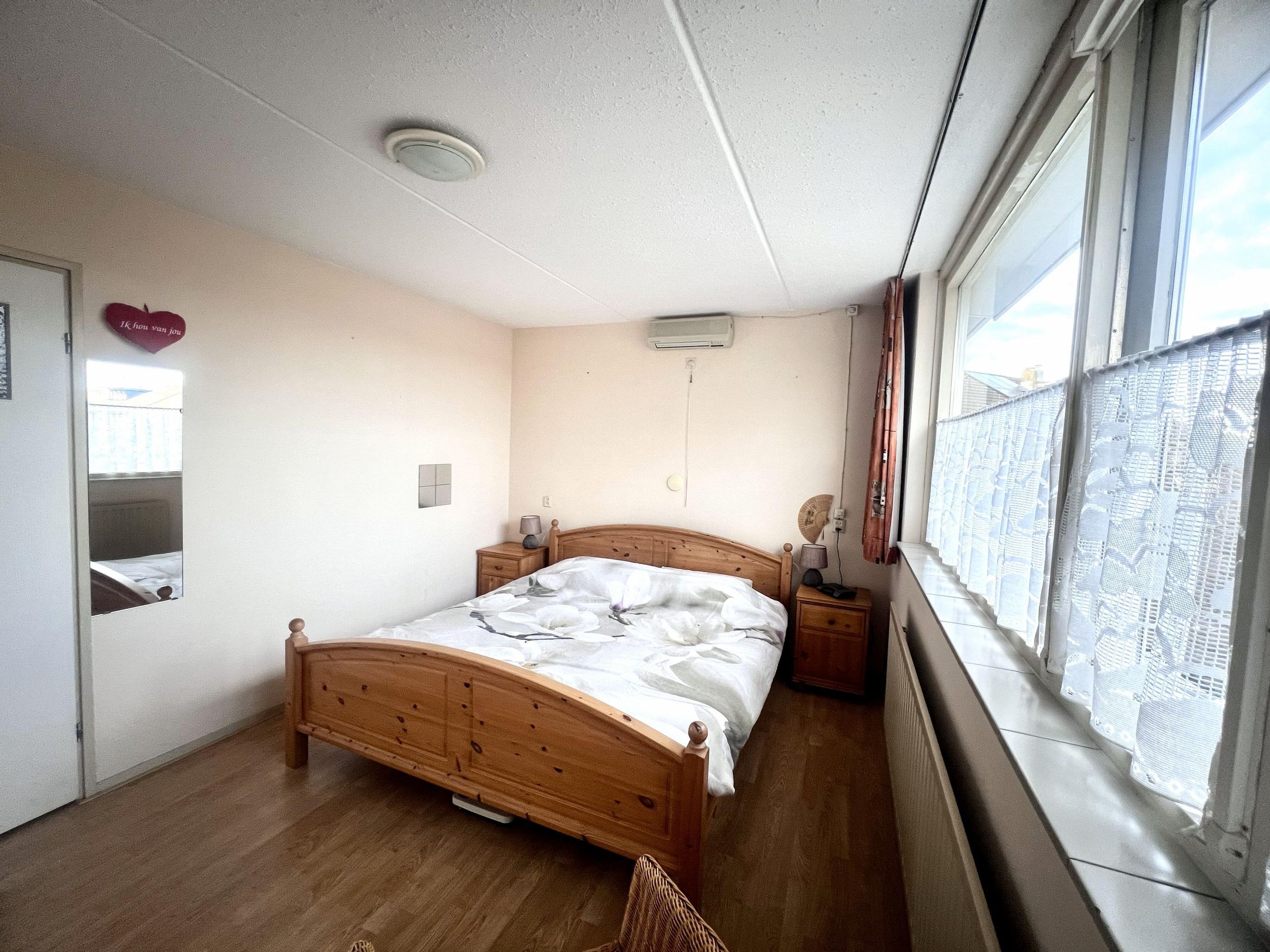 Foto 18 van Bernard van Beeklaan 99