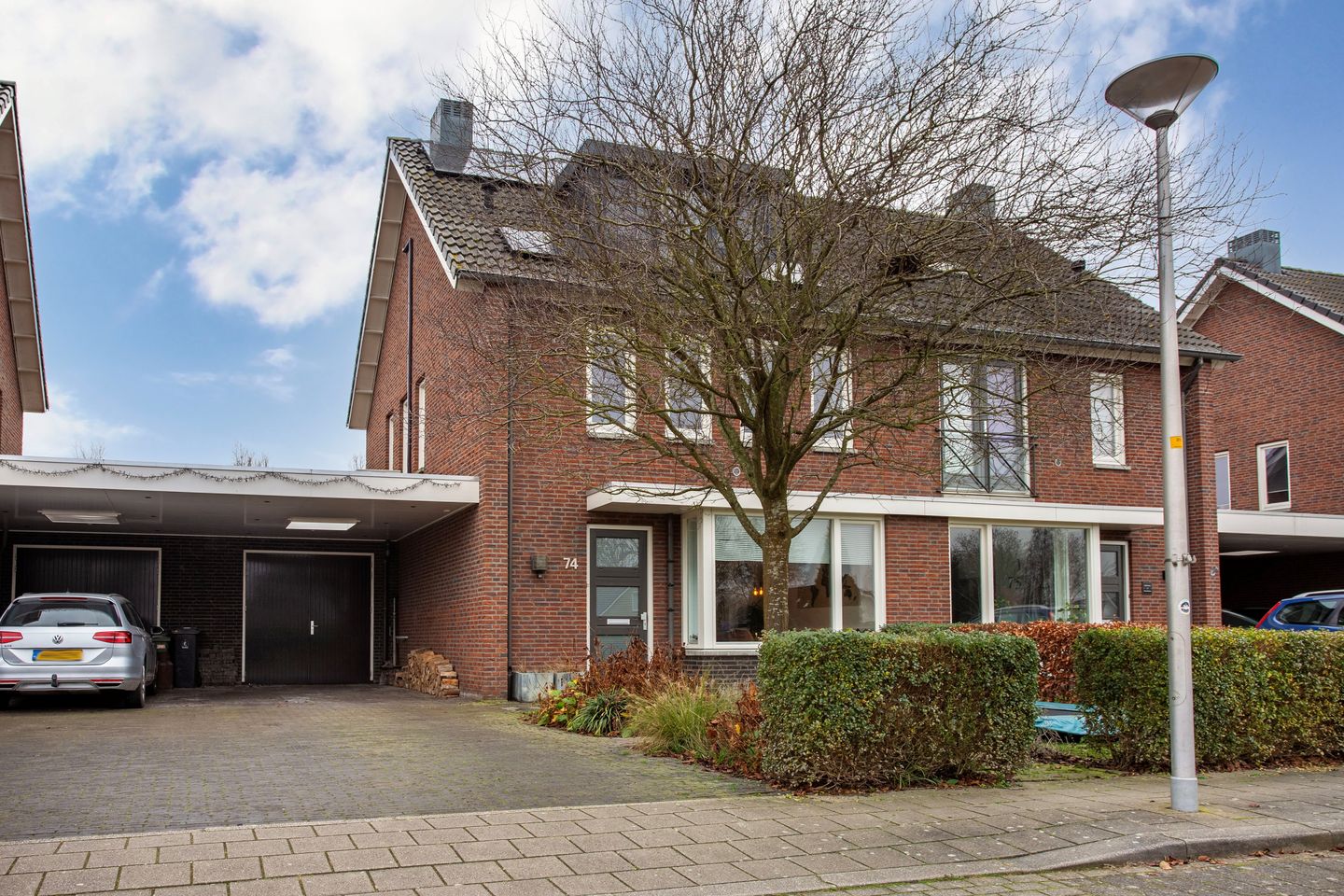 Foto 1 van Paardenbloem 74