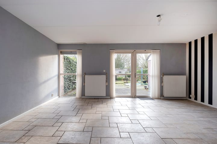 Photo 2 of Wolgastraat 66