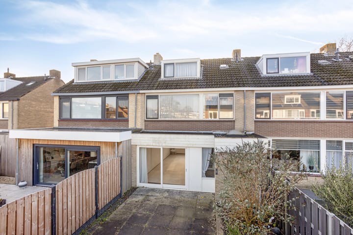 Photo 34 of Maasstraat 12