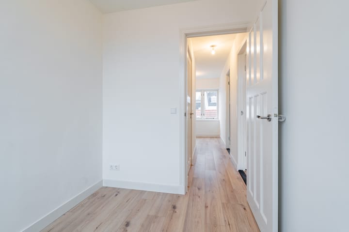 Photo 28 of Lijnbaanweg 3