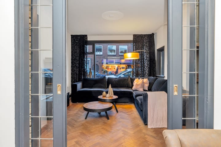 Photo 12 of C.H. Moensstraat 36