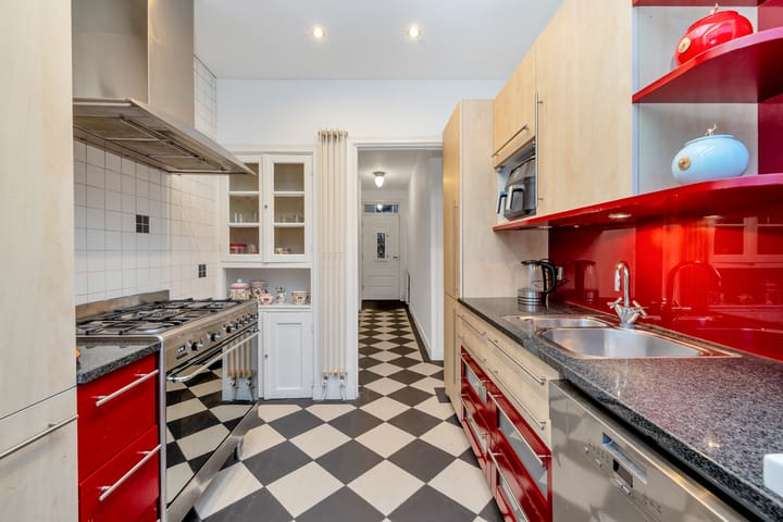 Photo 18 of C.H. Moensstraat 36