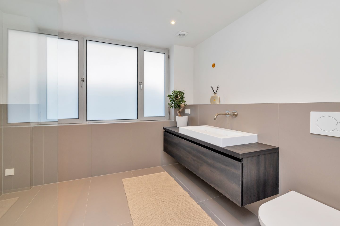 Foto 20 van C.H. Moensstraat 36