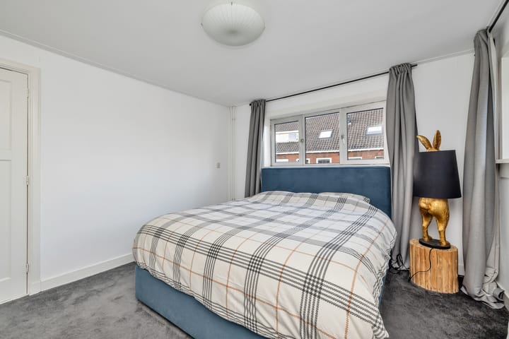 Photo 26 of C.H. Moensstraat 36