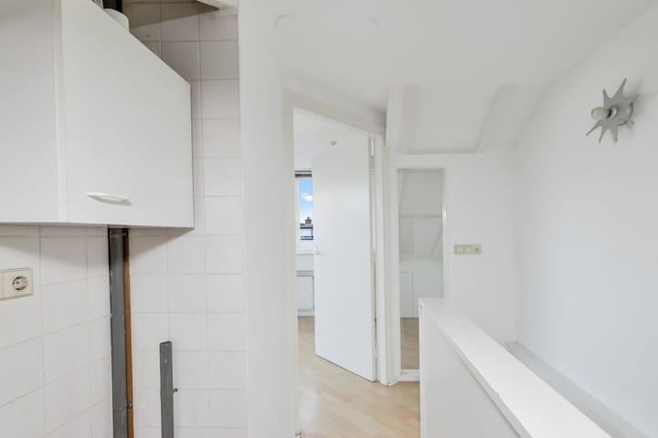 Photo 32 of C.H. Moensstraat 36