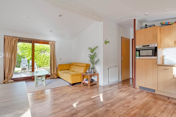 Photo 8 of Coevorderweg 27-109