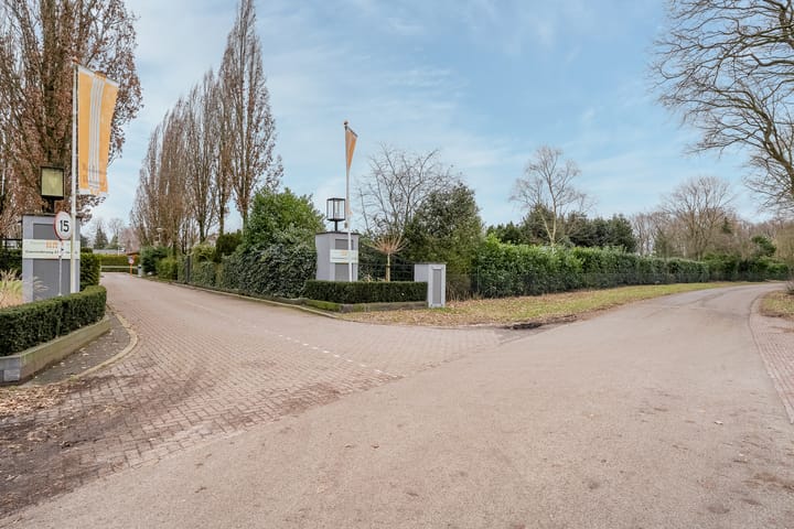 Photo 18 of Coevorderweg 27-109