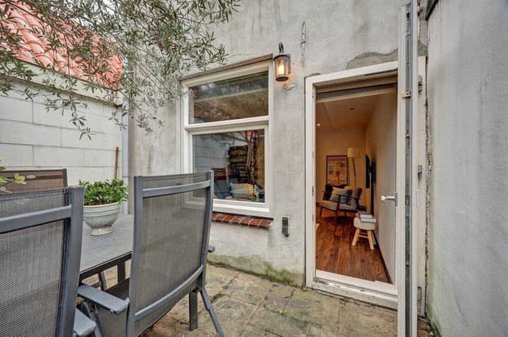 Photo 4 of Nieuwe Langendijk 100