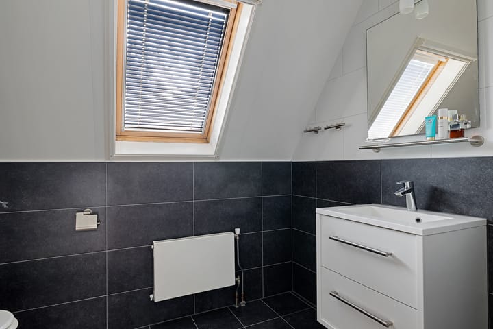 Foto 37 van Almaatsweg 1