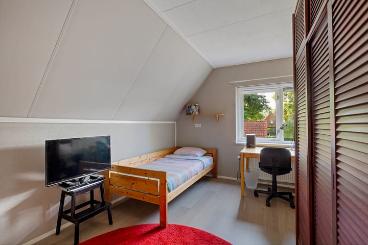 Foto 41 van Almaatsweg 1