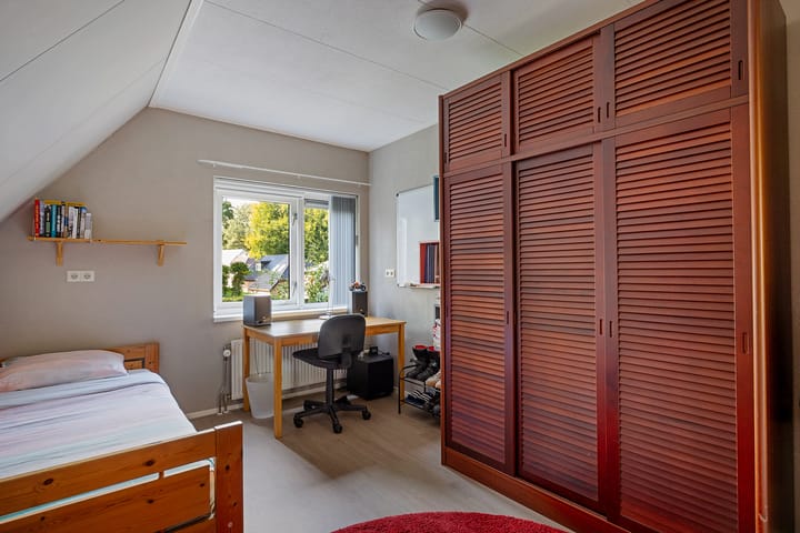 Foto 42 van Almaatsweg 1