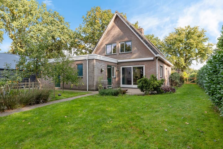 Foto 51 van Almaatsweg 1