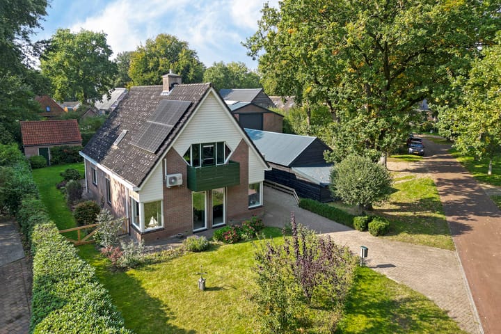 Foto 53 van Almaatsweg 1