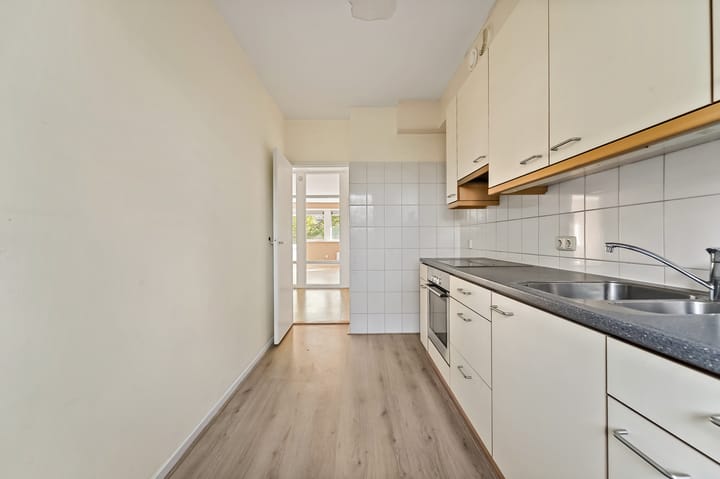 Foto 16 van Thomas Jeffersonlaan 415