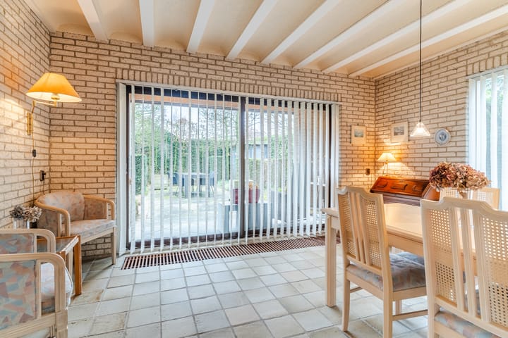 Photo 22 of Schoutstraat 34