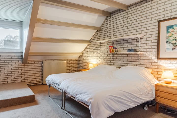 Photo 31 of Schoutstraat 34