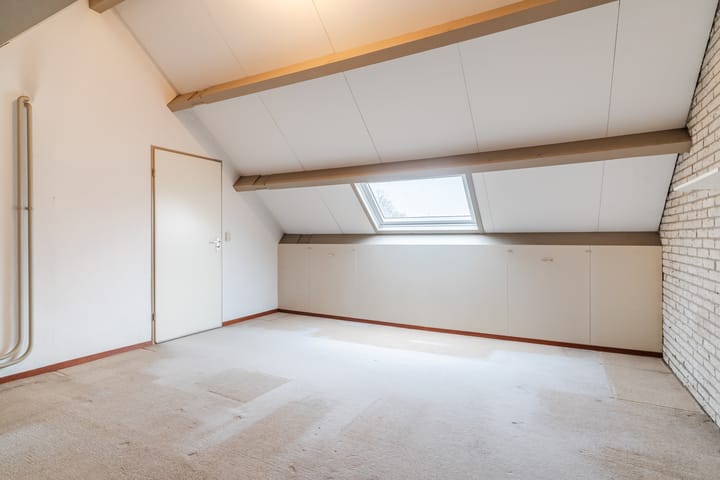 Photo 61 of Schoutstraat 34