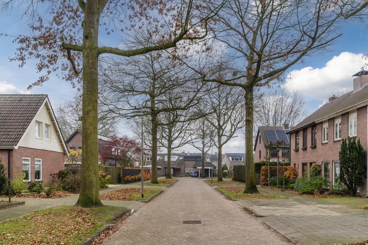 Photo 80 of Schoutstraat 34