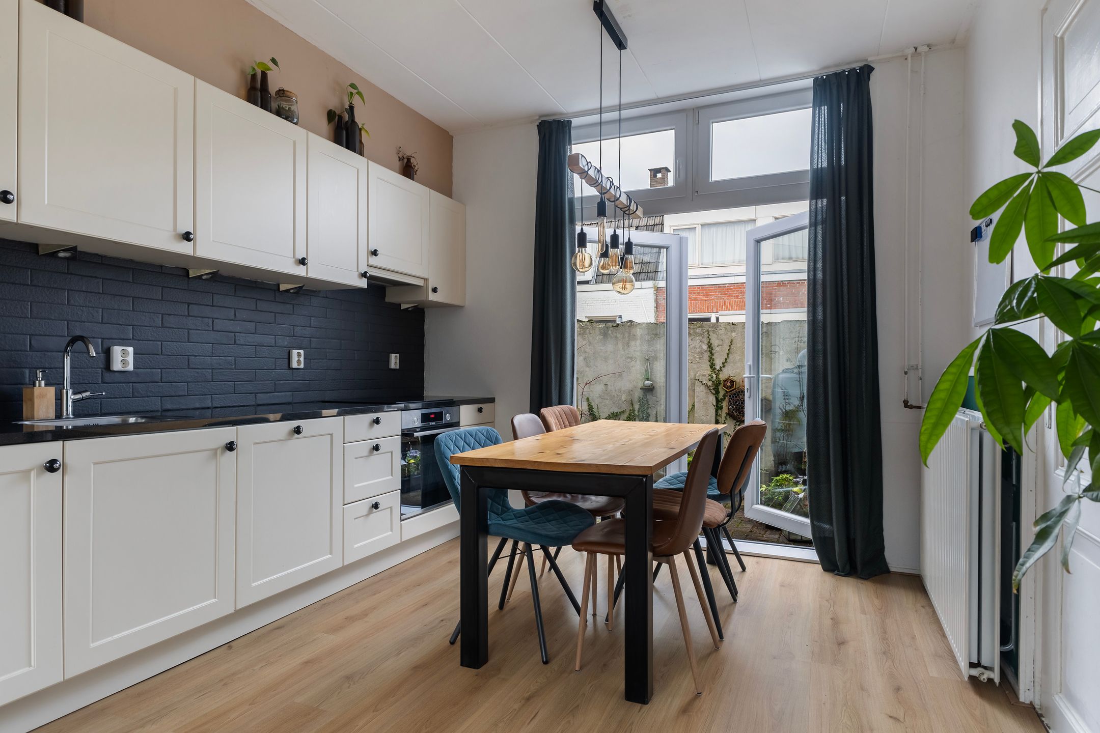 Photo 3 of Ypeijstraat 34