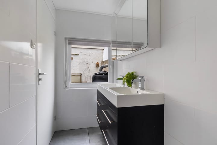 Photo 18 of Ypeijstraat 34