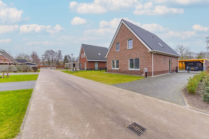 Foto 11 van Van Sonoystraat 30