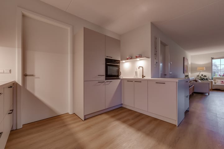 Foto 17 van Van Sonoystraat 30