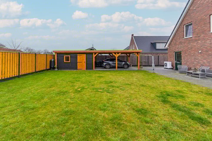 Foto 42 van Van Sonoystraat 30